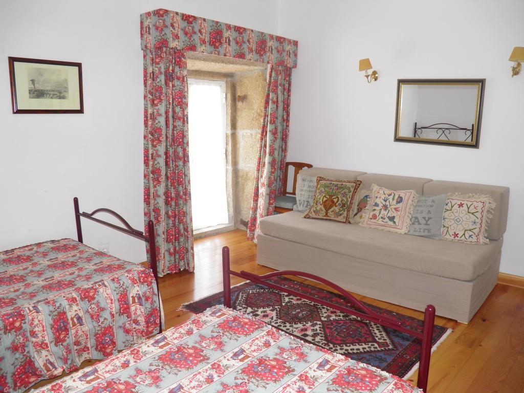 Casa De Vilarinho De S. Romao サボロザ 部屋 写真