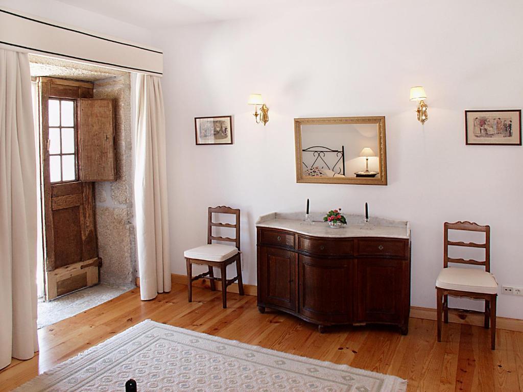 Casa De Vilarinho De S. Romao サボロザ 部屋 写真